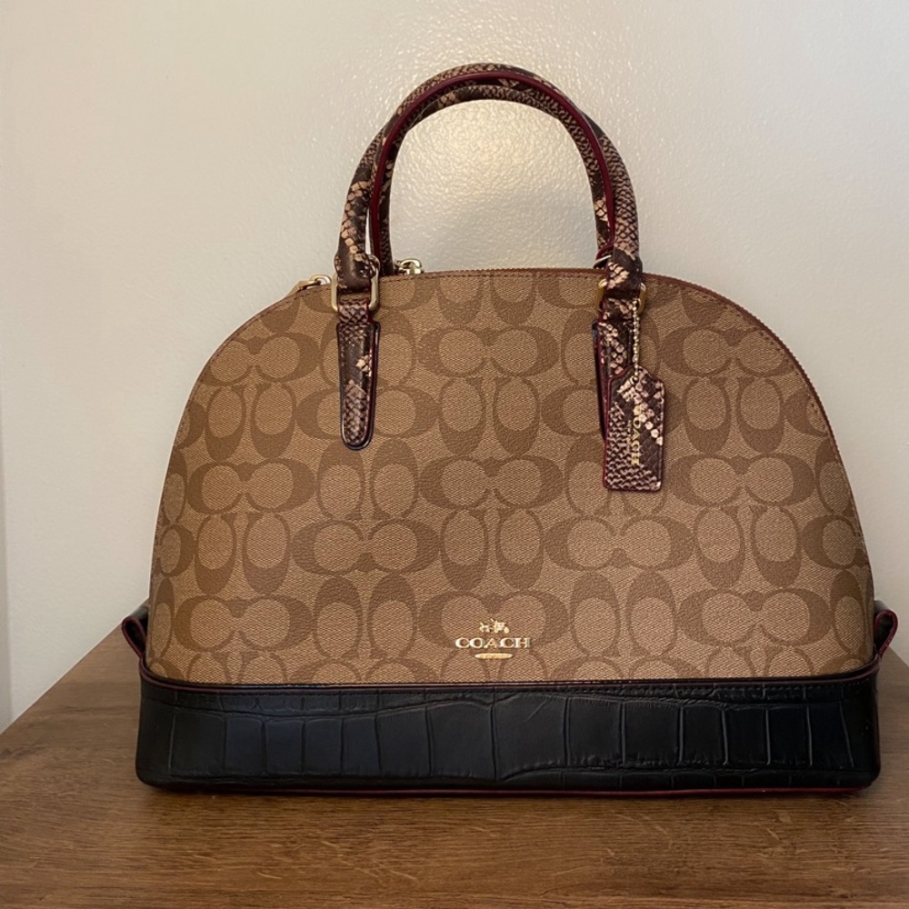 Authentic Coach Crossbody Purse